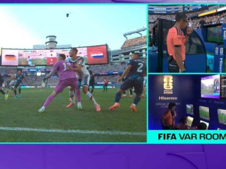 ĐT Đức thua tức tưởi ở World Cup, bị VAR "cướp" bàn thắng & penalty?