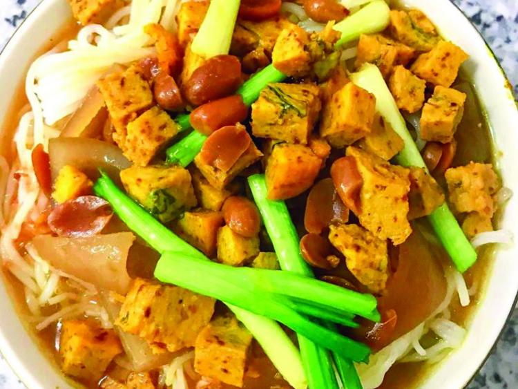Về Hà Tiên ăn bún