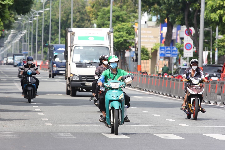 Tăng thêm shipper, TPHCM phải có phương án giữ an toàn chuỗi cung ứng