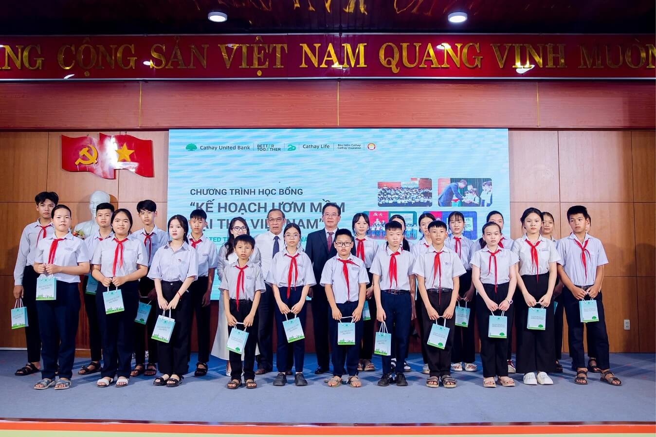 Cathay Life Việt Nam – Lan tỏa yêu thương, gieo mầm hy vọng