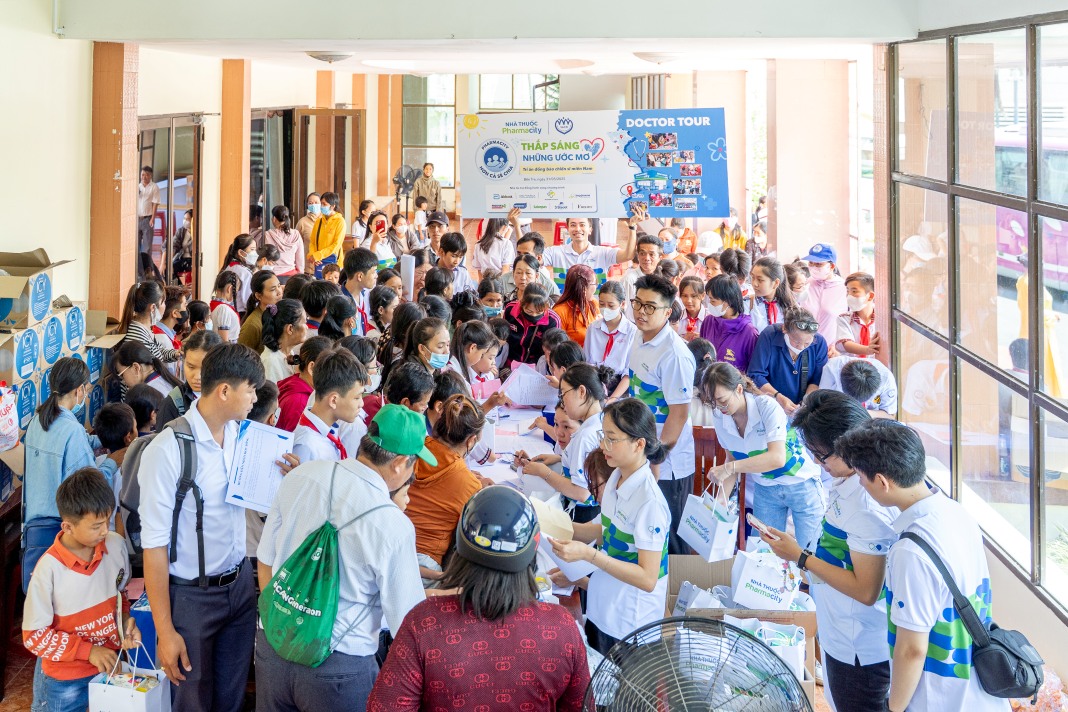 Pharmacity hành trình lan tỏa yêu thương từ trái tim