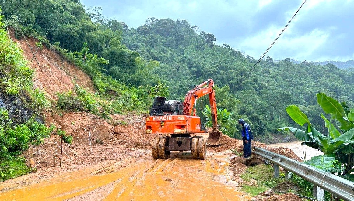 Hơn 1.674 tỉ đồng thiệt hại bảo hiểm do bão số 10 và 11