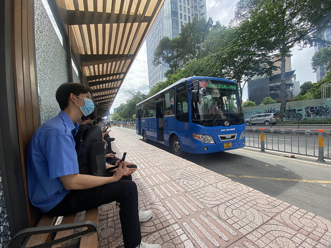 TPHCM tính cho xe buýt nhỏ vào khu dân cư trung chuyển khách