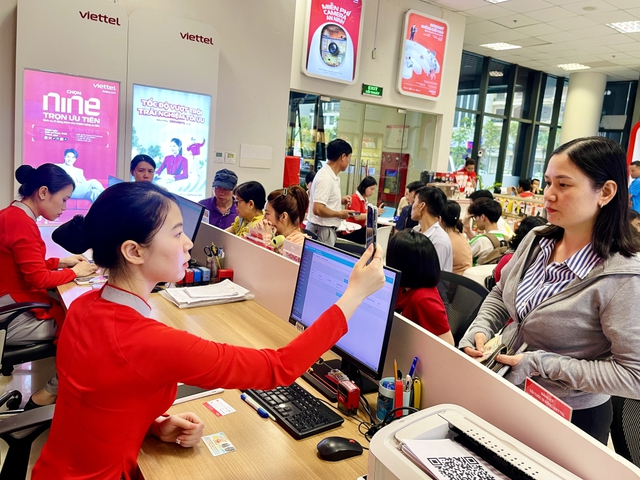 Nhà mạng bắt đầu khóa một chiều thuê bao chưa xác thực
