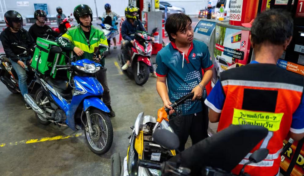 Doanh nghiệp ASEAN trong vòng xoáy chi phí và suy giảm nhu cầu