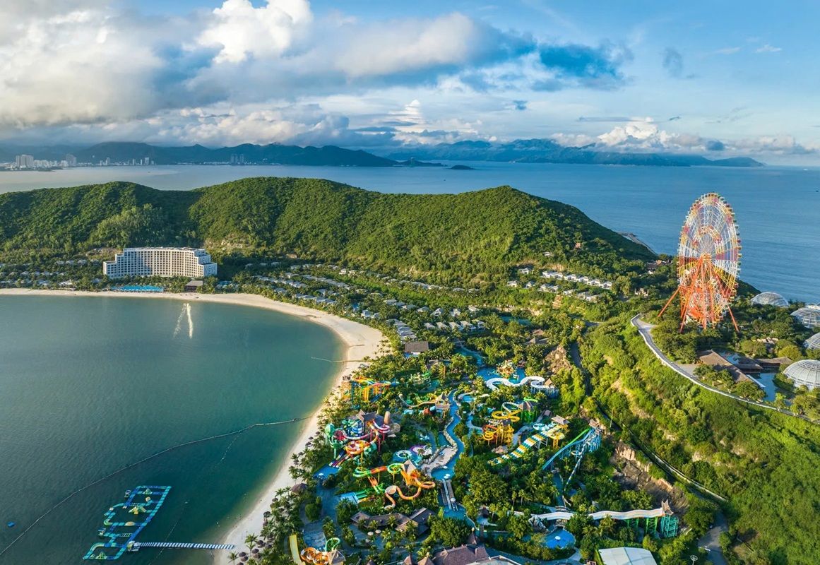 Cánh phượng hồng ngẩn ngơ…