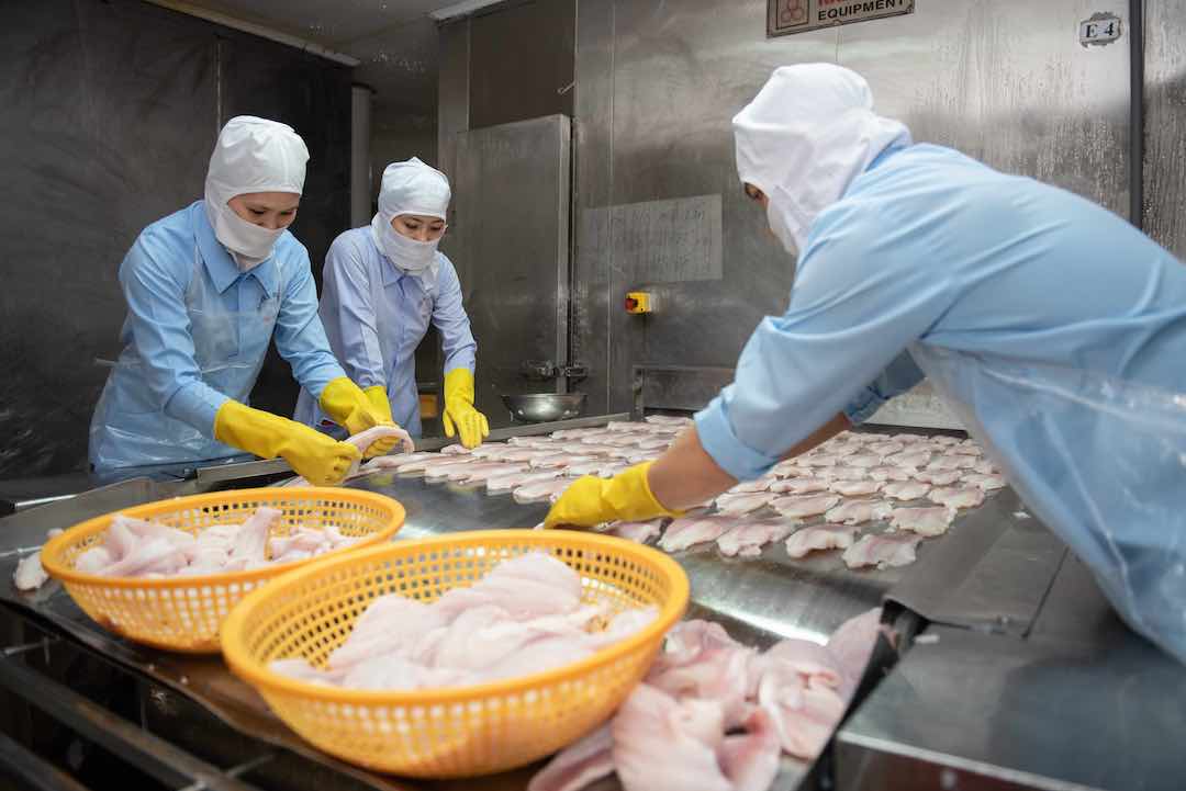 Doanh nghiệp giữ nhịp tăng trưởng hai con số giữa ‘cơn gió ngược’