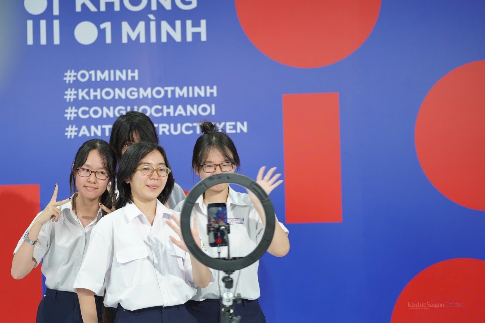 Người dân TPHCM thử làm chuyên gia an ninh mạng