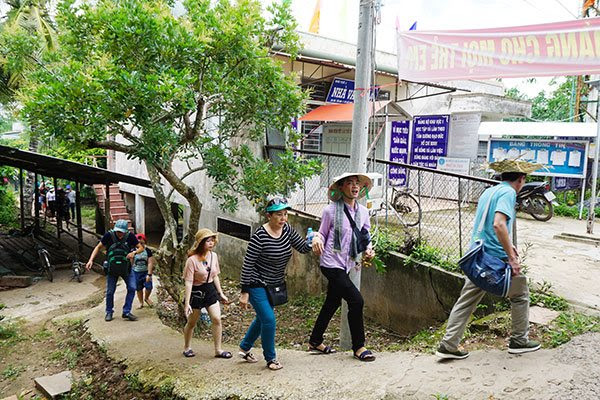 Travel revenue in May drops by 90% year-on-year