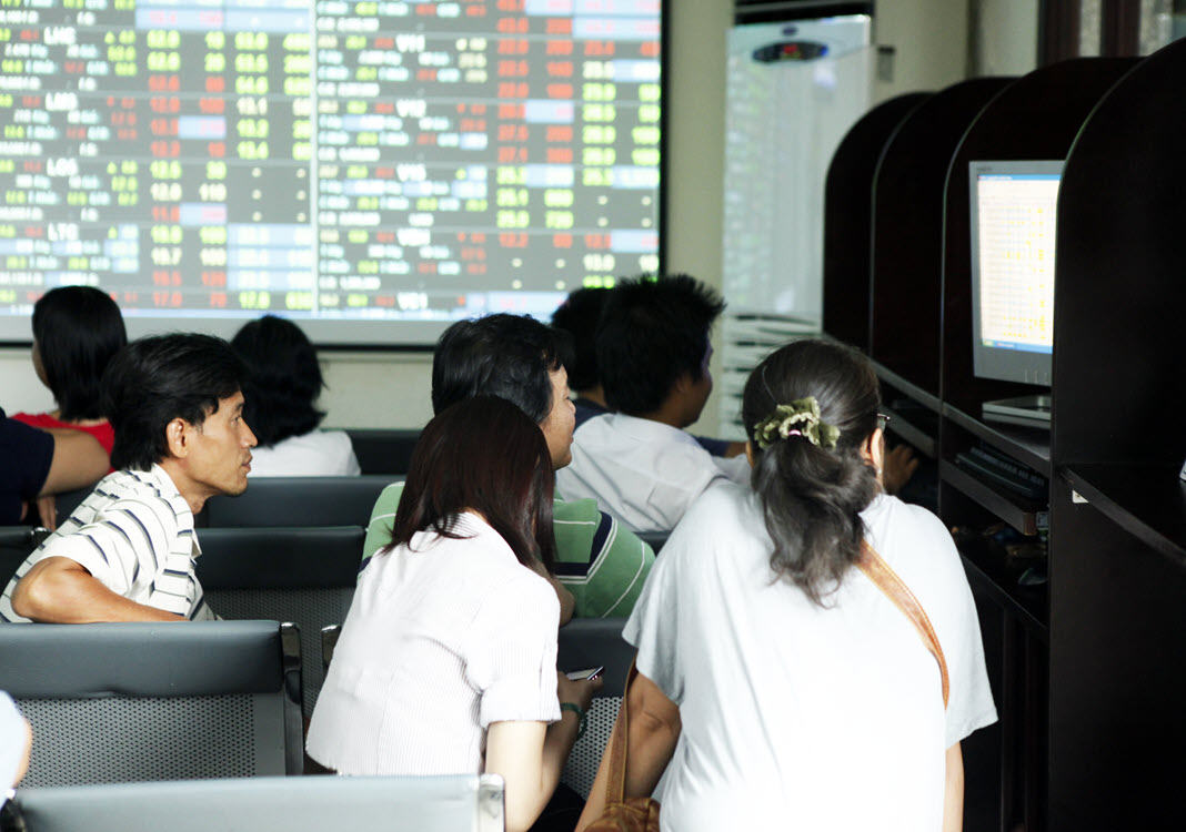 Low credit growth may redirect bank money to securities