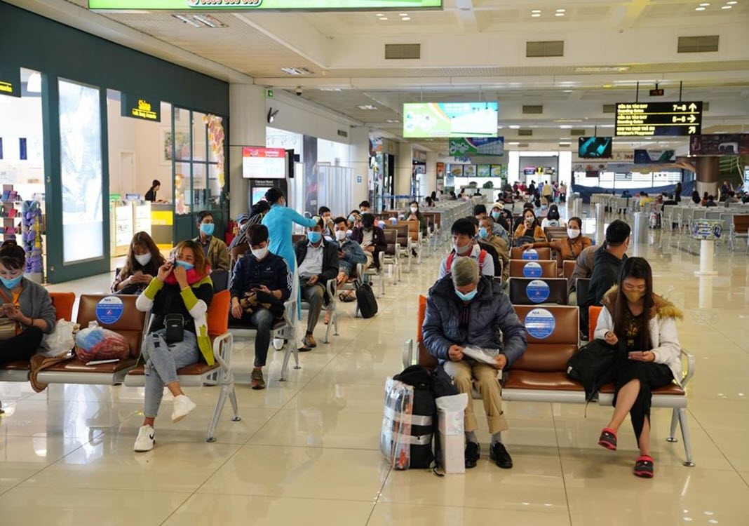 Vietnam in talks to resume int’l air services this month
