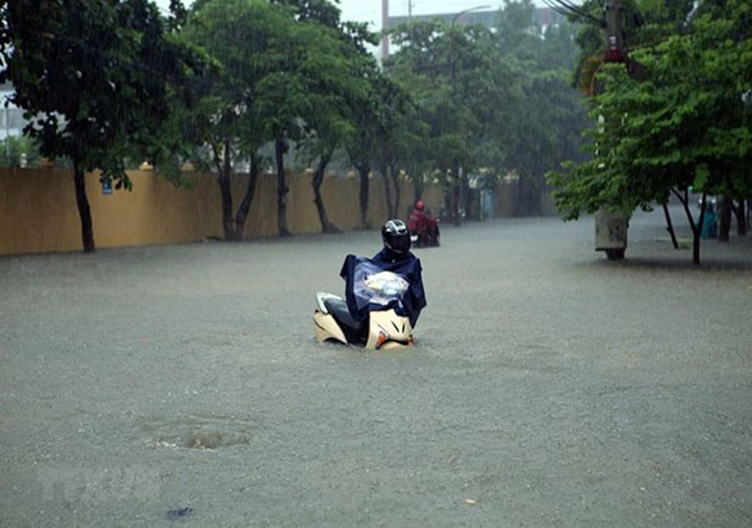 Heavy downpour expected in HCMC tonight