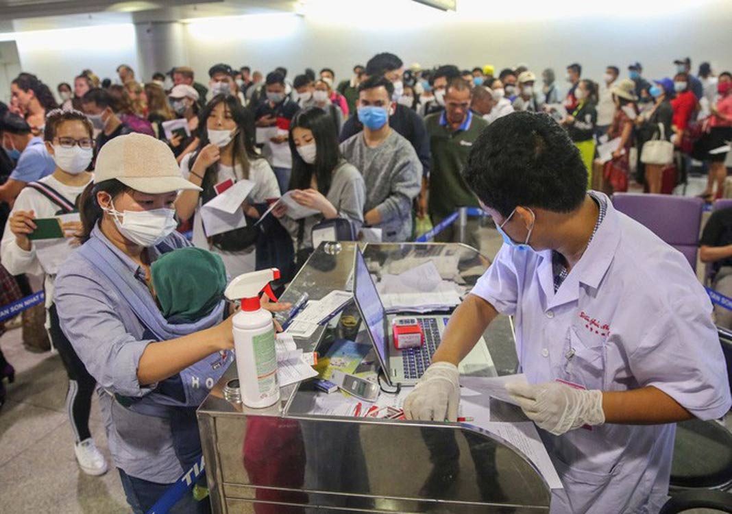 Over 28,300 people returning to HCMC from Danang test negative for Covid-19