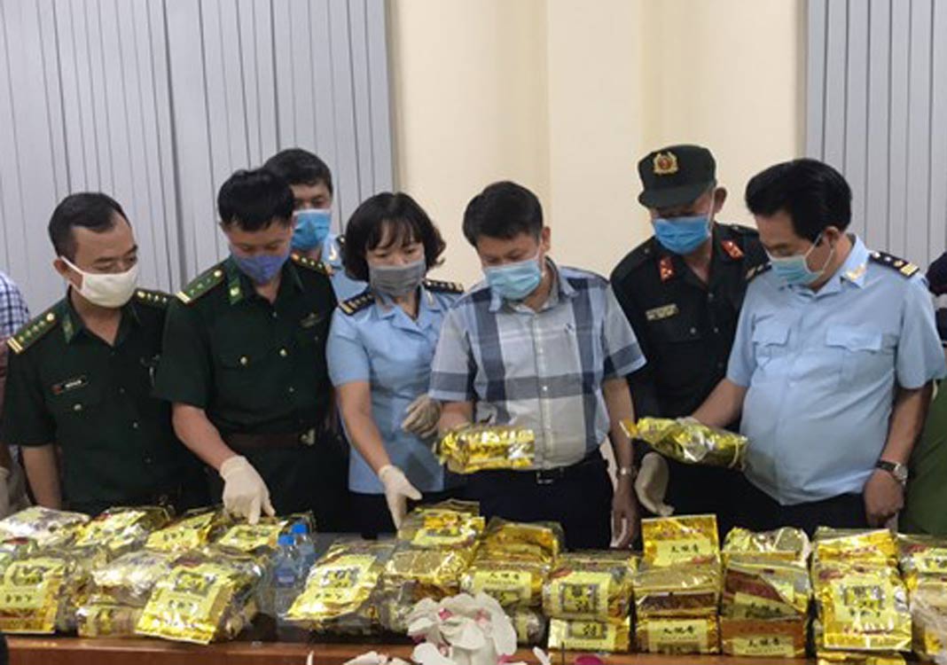 Police bust transnational drug trafficking ring