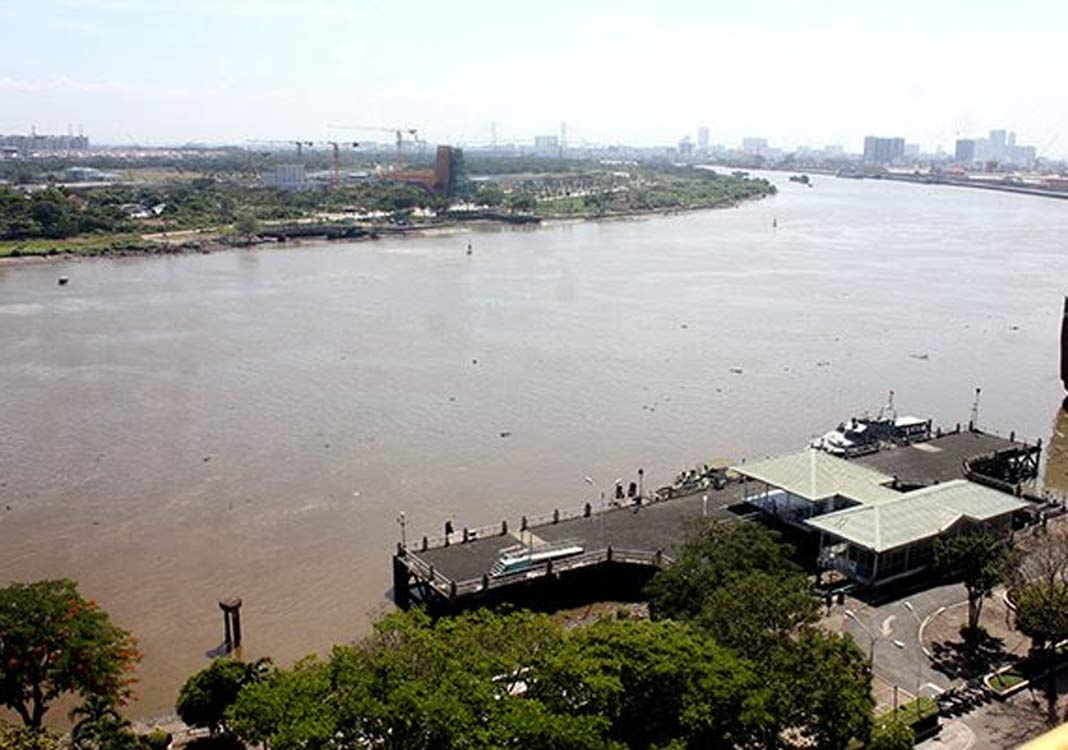 HCMC gives the go-ahead to build 11 wharves for domestic waterways