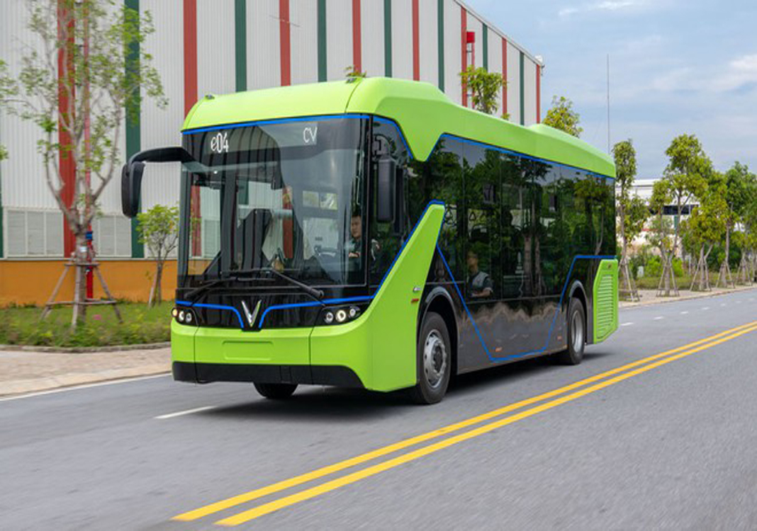 VinFast electric bus undergoes test drive