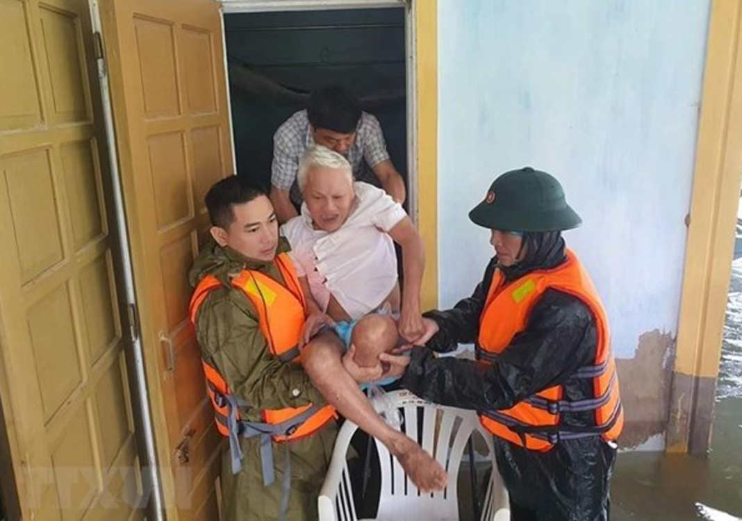 VND500-billion relief aid proposed for flood-hit central Vietnam