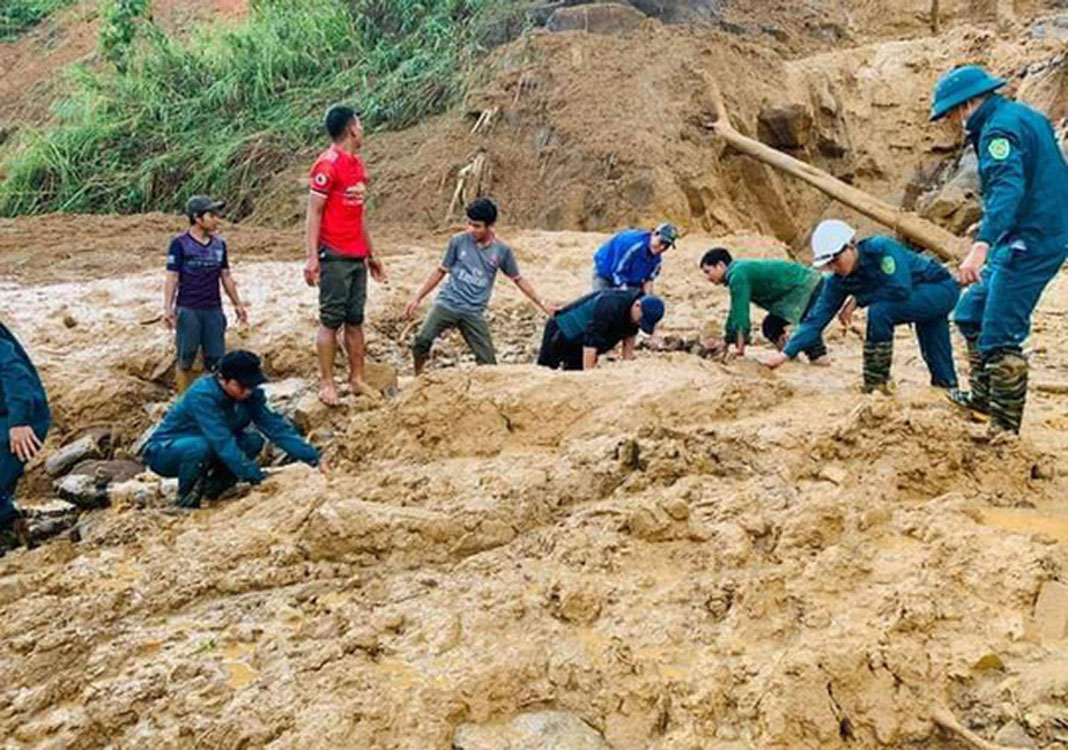 9th body recovered from landslides in Quang Nam