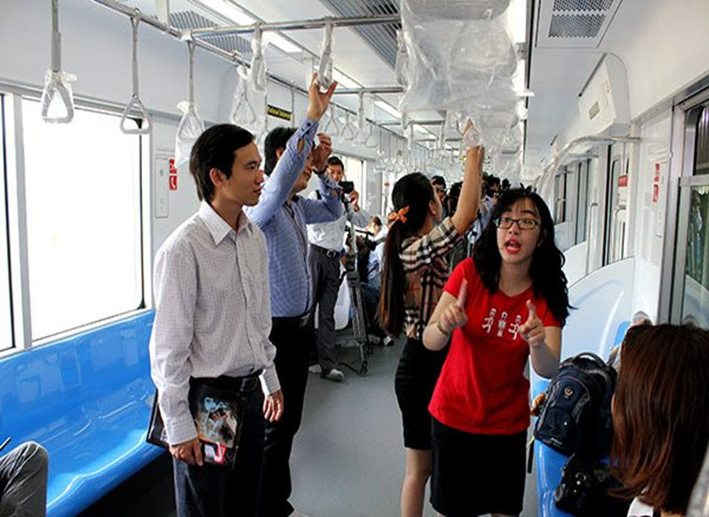 Bankcard payments unavailable for HCMC’s metro line service