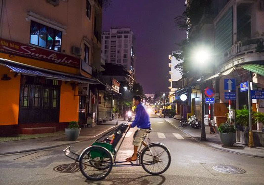 Covid-19 dashes aviation, tourism sectors’ hopes to earn profits during Tet