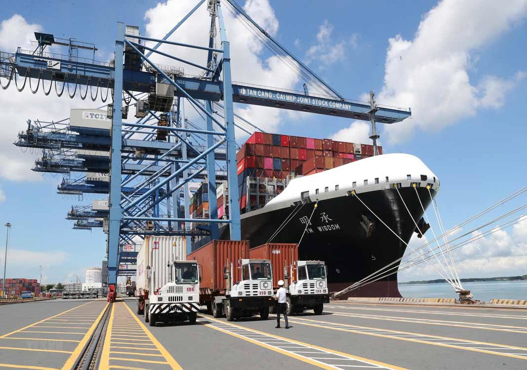HCMC’s imports and exports soar in Jan-Feb period