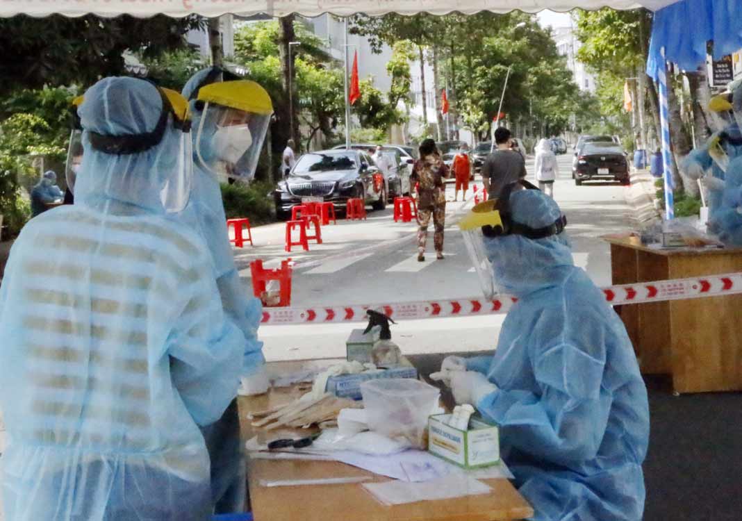 All 689 employees, inmates at detox center in Binh Duong infected with Covid-19