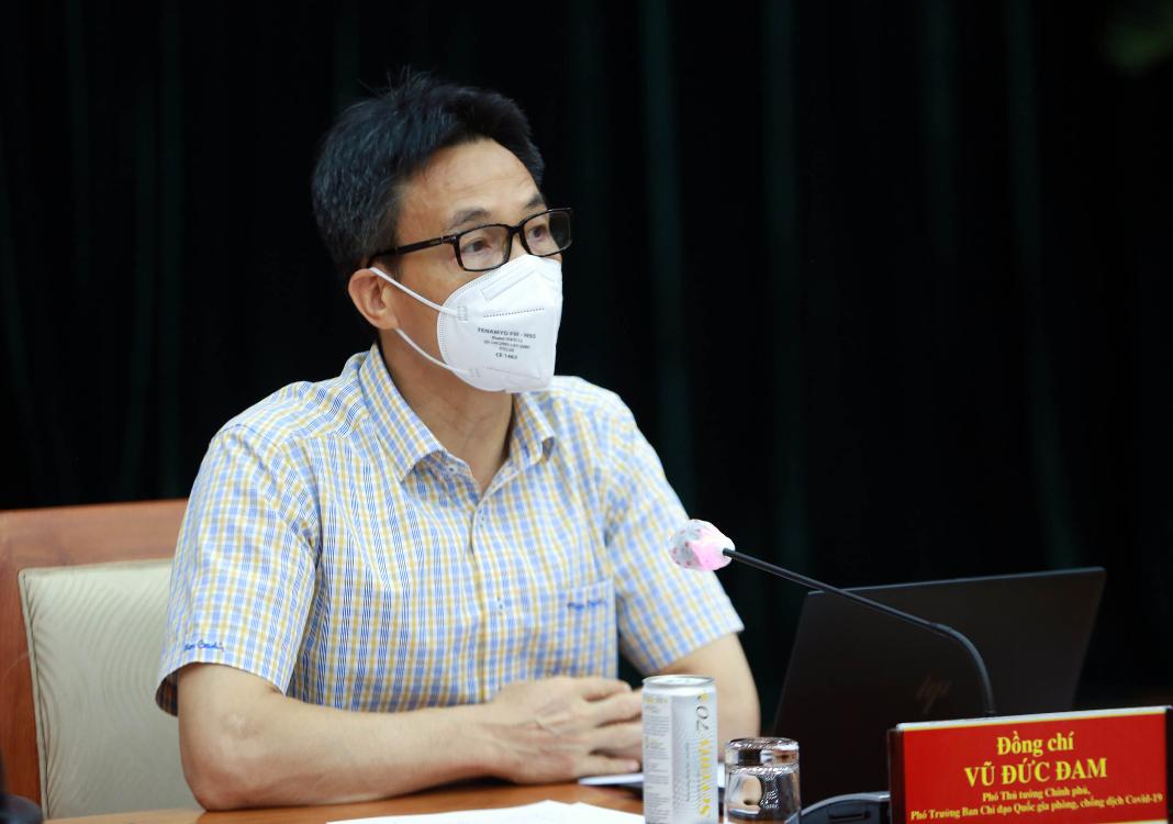 Deputy PM asks HCMC to prepare to live with Covid