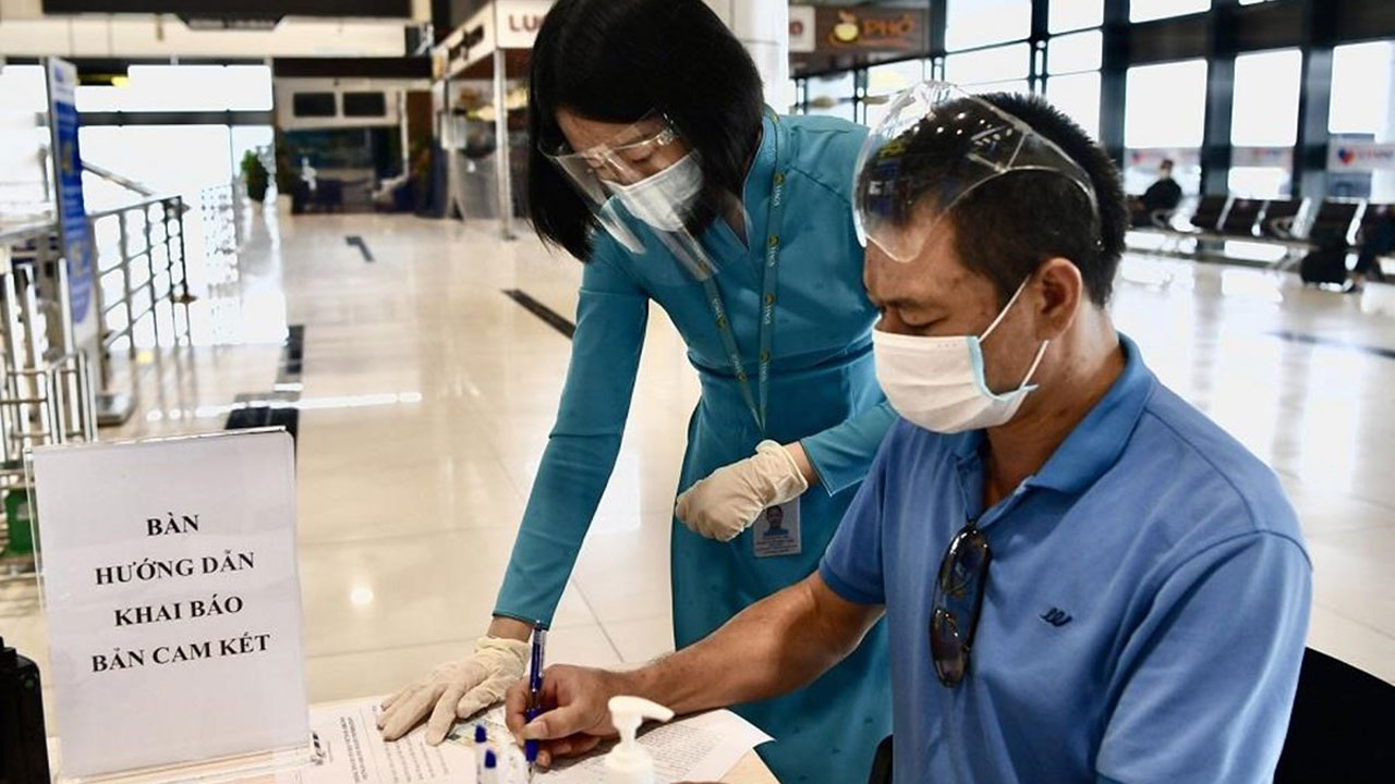 No anti-Covid commitment required for air, rail passengers