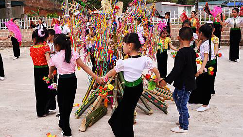 UNESCO recognizes Xoe Thai as intangible cultural heritage