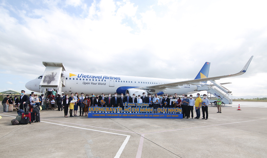 Vietravel Airlines launches air services on HCMC-Quy Nhon route