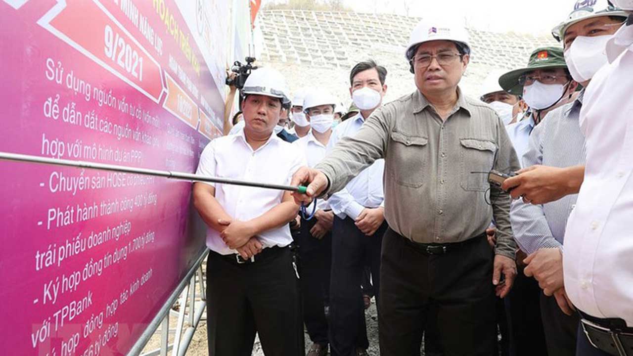 PM proposed to approve contractors for North-South expy project