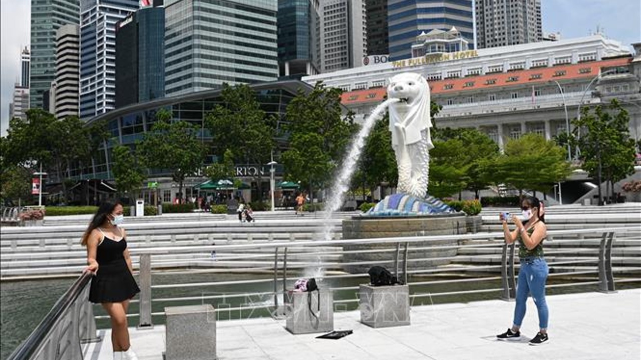 Singapore announces vaccinated travel lane for Vietnam