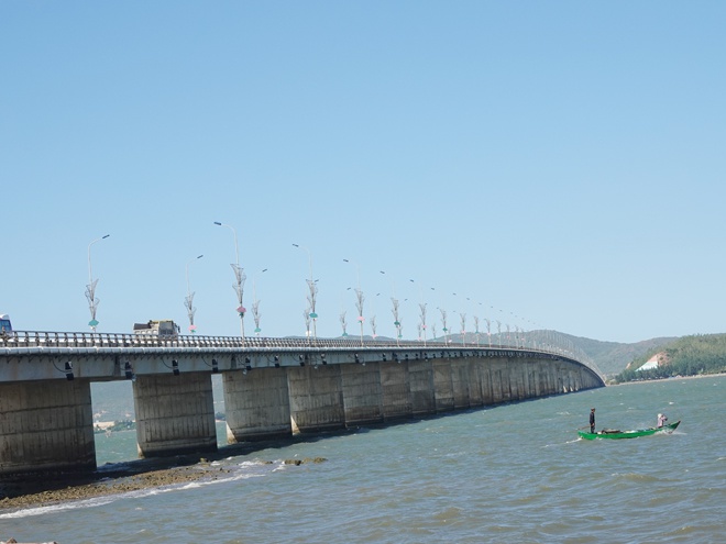 Binh Dinh begins work on road leading to Thi Nai Lagoon