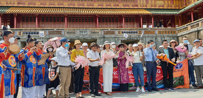Vietravel brings over 1,100 MICE tourists to Hue