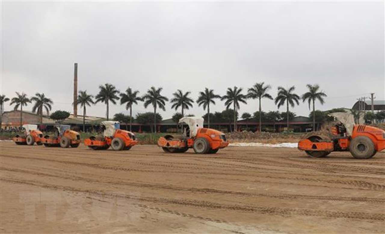 Deputy PM seeks focus on major economic recovery projects