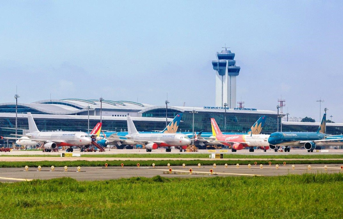 Local airports receive over 1.1m passengers during holiday