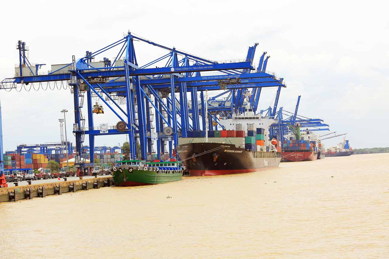 How to ease congestion at Cat Lai Port