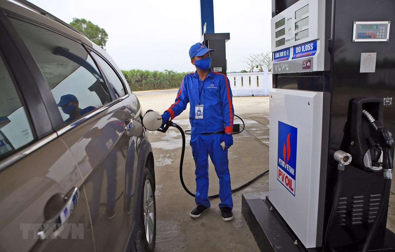 Finance minister says will mull tax cut  to lower petrol prices