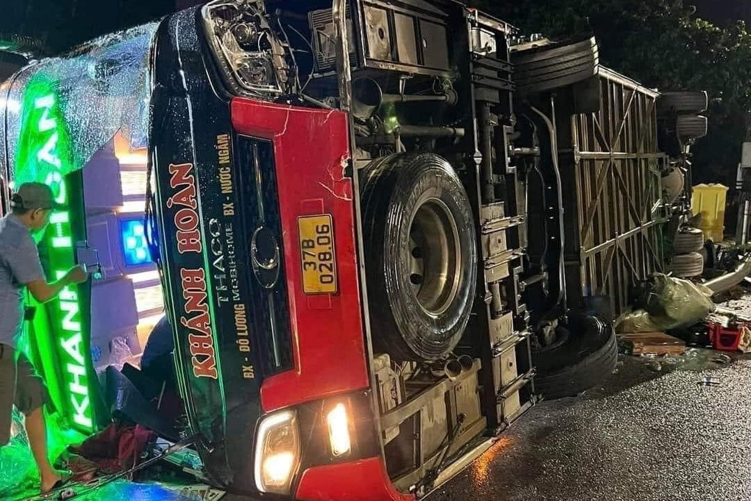 Four die in car crash in Ninh Binh