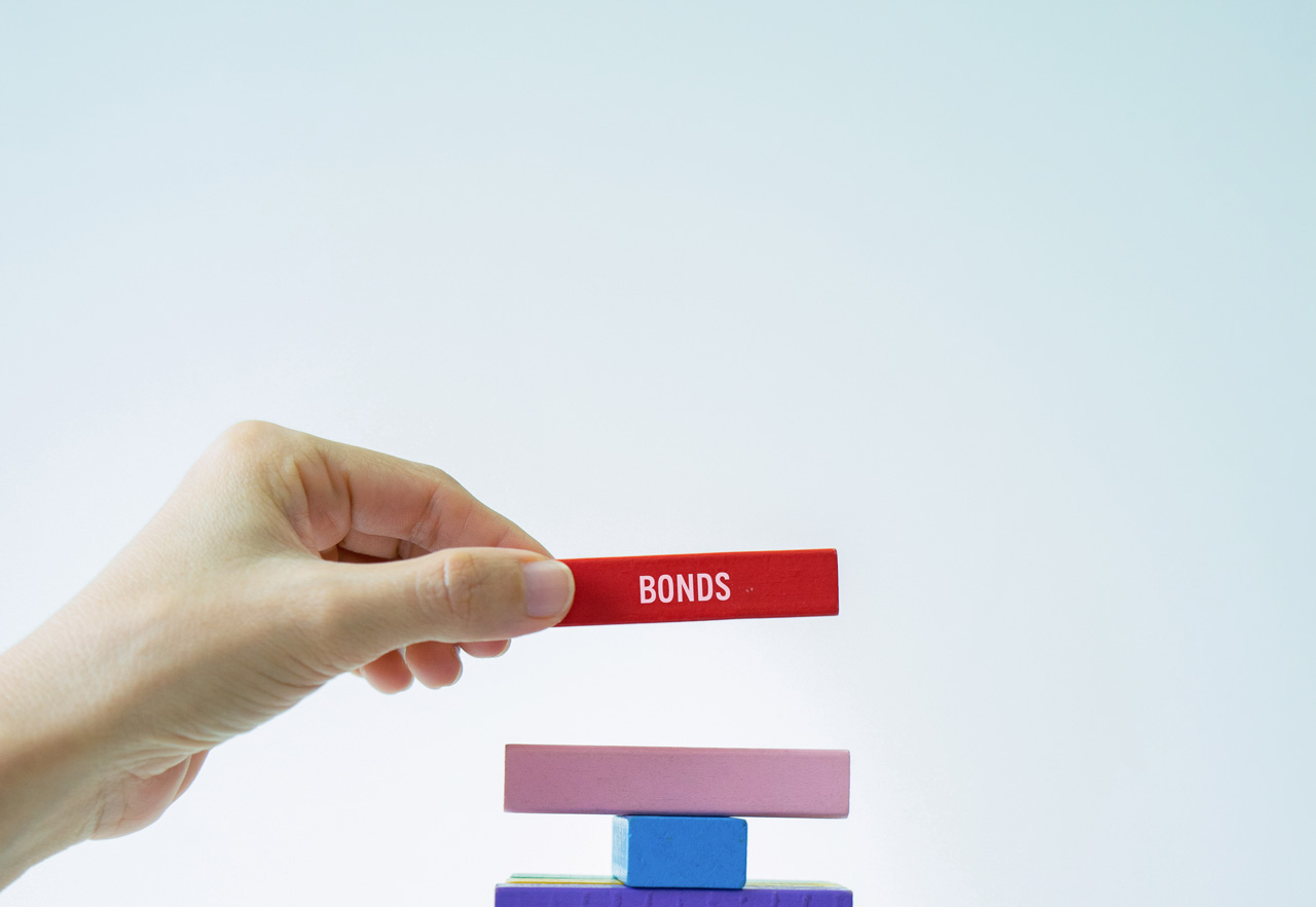 Corporate bond market struggling with challenges