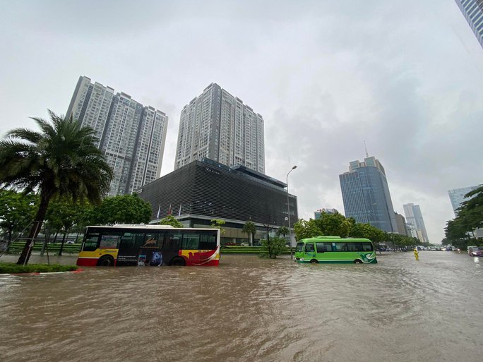 Heavy downpours leave five dead, two missing in northern Vietnam