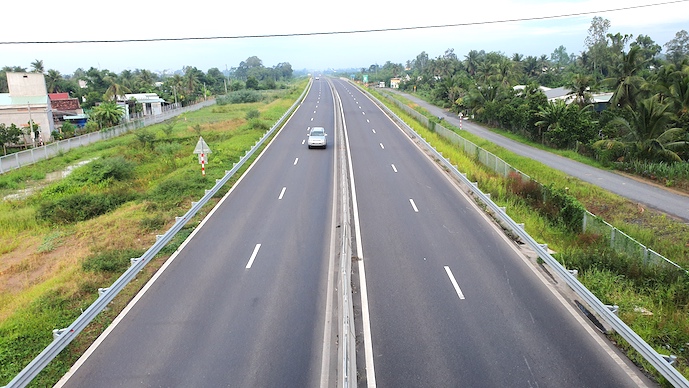 Trung Luong-My Thuan Expy toll collection begins