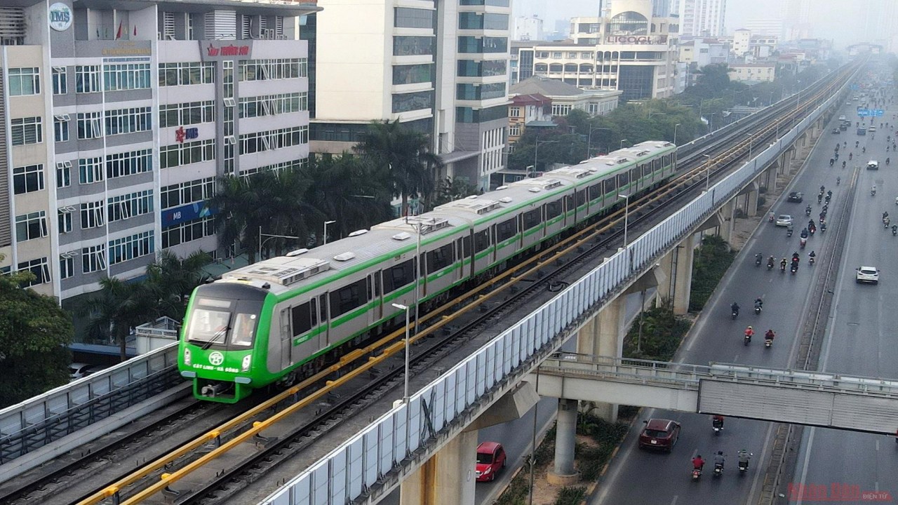 Report requested on handling shortcomings at Hanoi metro line project