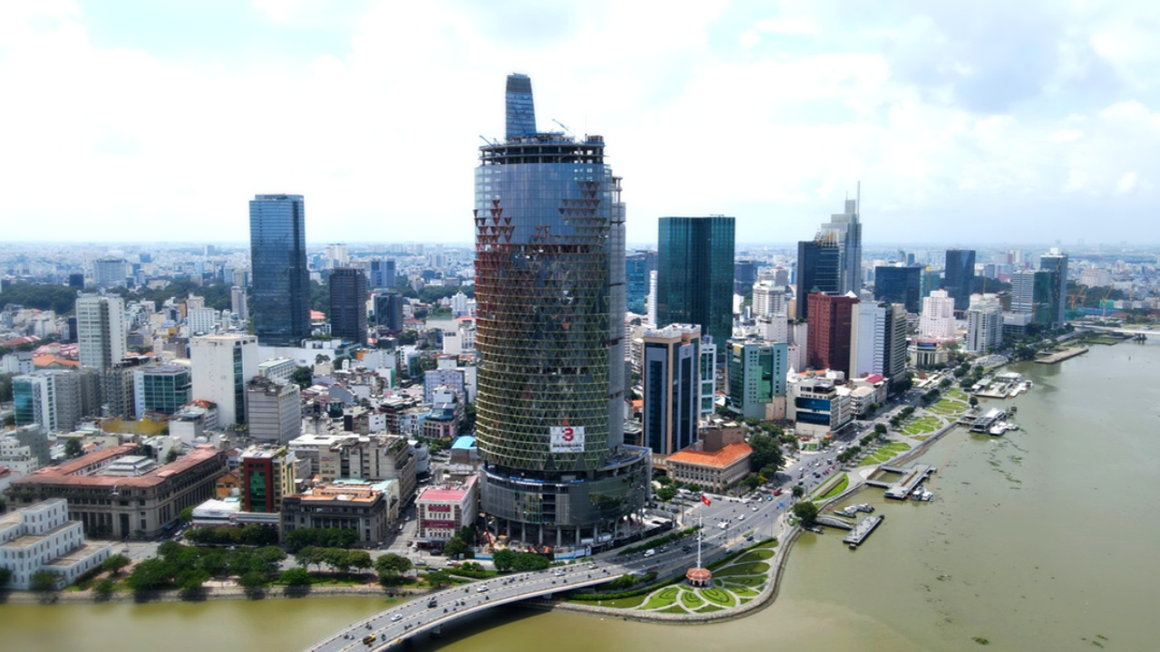 Real estate sector struggles to access bank loans