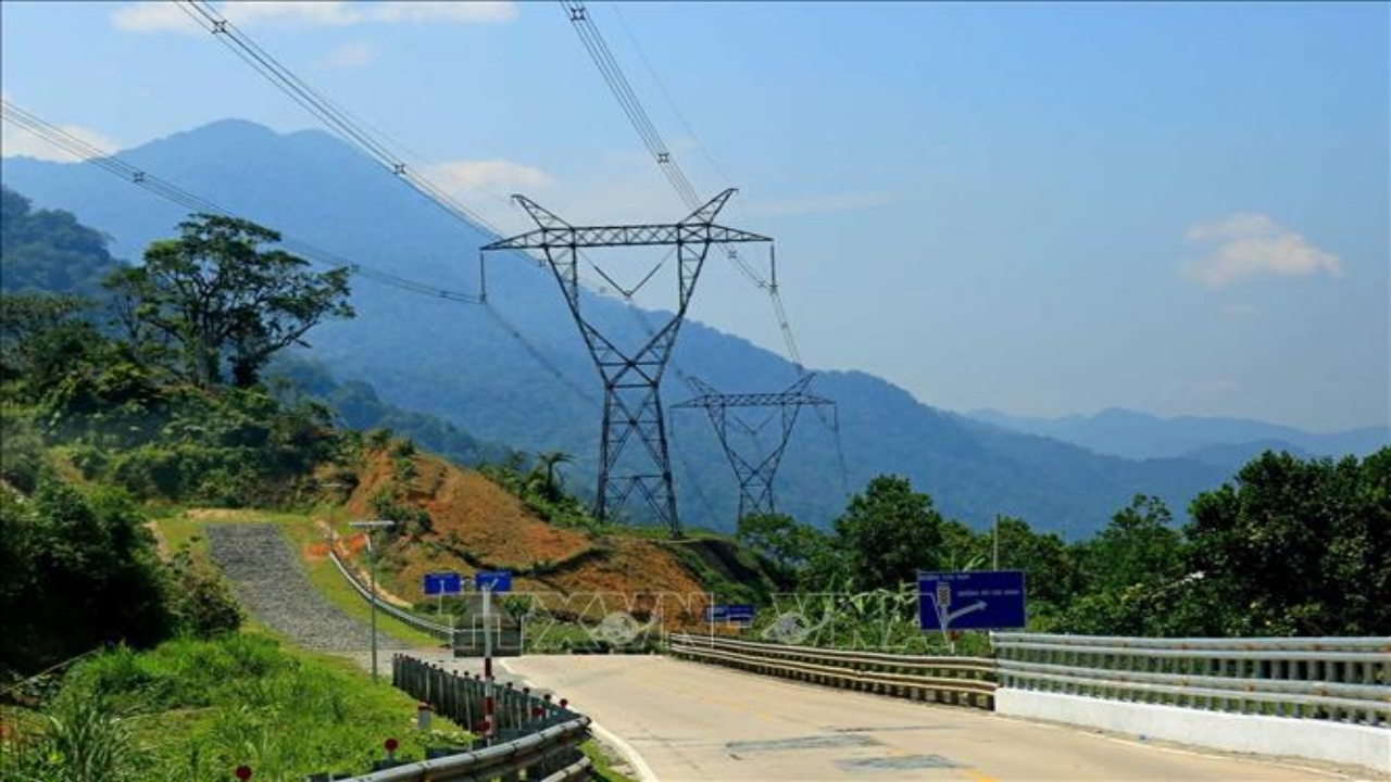 Ministry proposes importing electricity from Laos