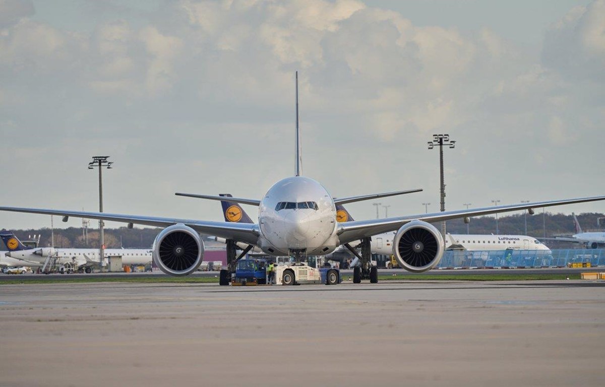 Lufthansa Cargo launches freight service to Hanoi