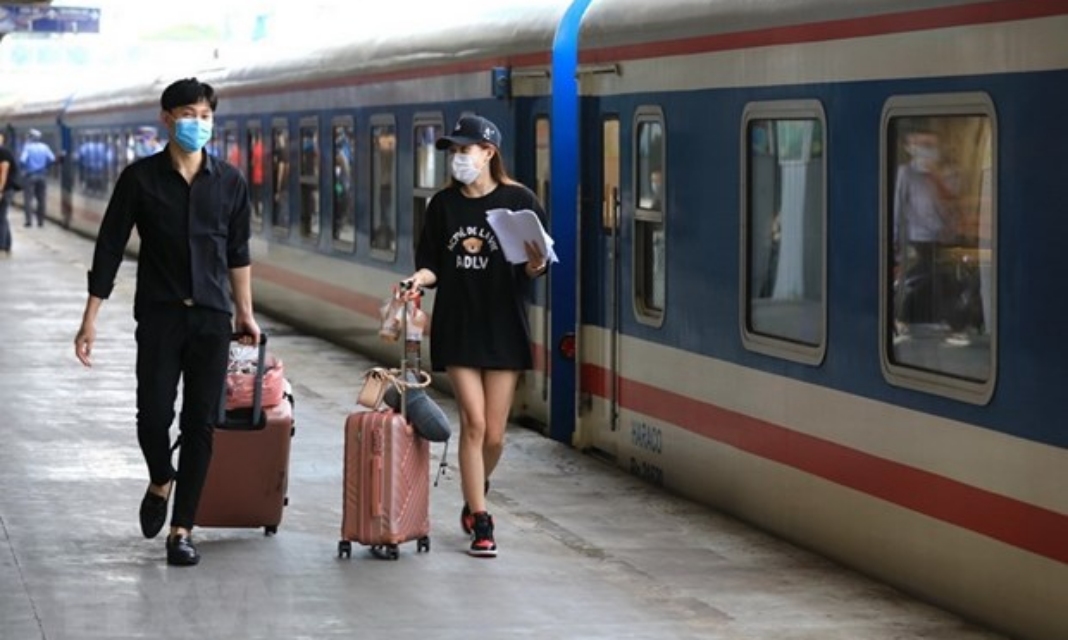 Additional 3,000 train tickets go on sale for Tet holiday