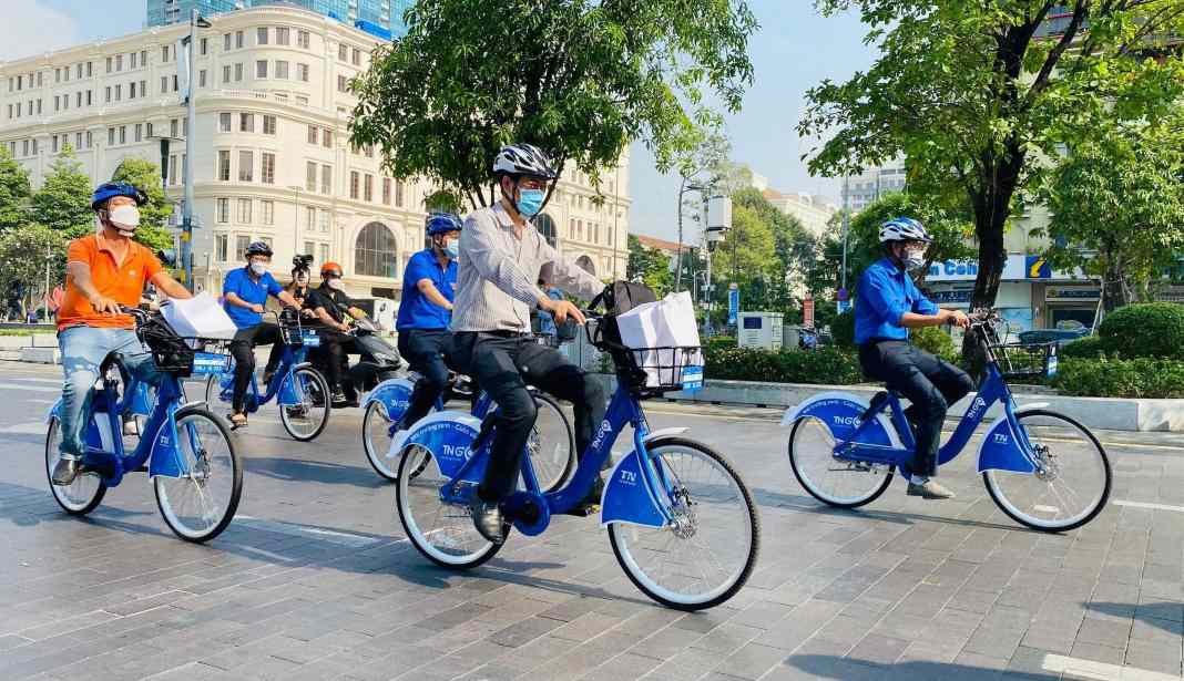 HCMC plans to expand public bike rental service to neighboring districts