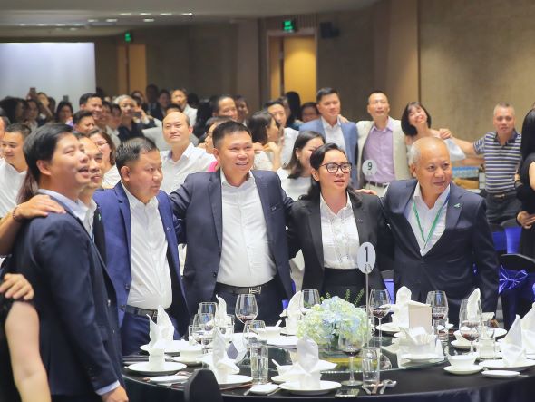 FLC’s general director, two deputy general directors resign