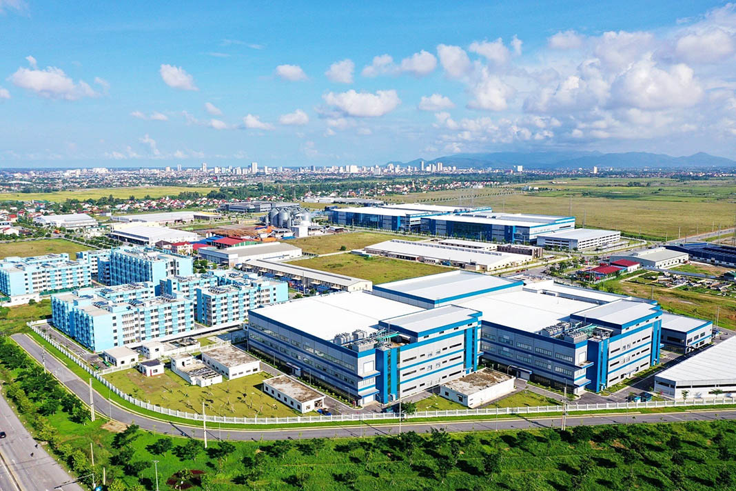 Becamex IDC, Sembcorp clinch deal to develop sustainable IPs in Vietnam